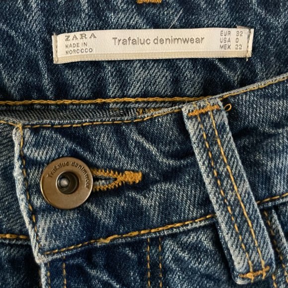 Zara Women's Denim Jeans - Size 0 - Picture 3 of 7